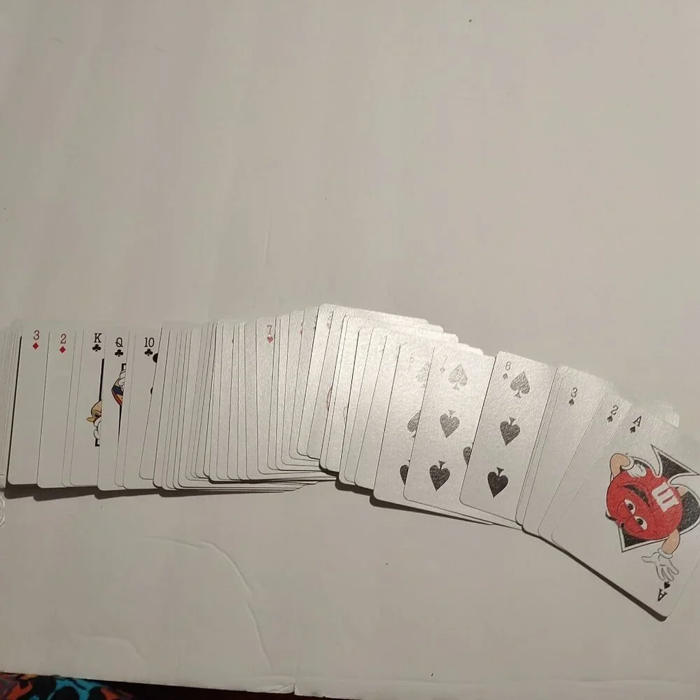 M & M WORLD  LAS VEGAS PLAYING CARDS-LIKE NEW**